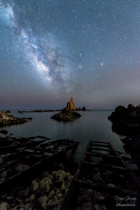 cuando cae la noche comienza la magia cabo de gata vertical